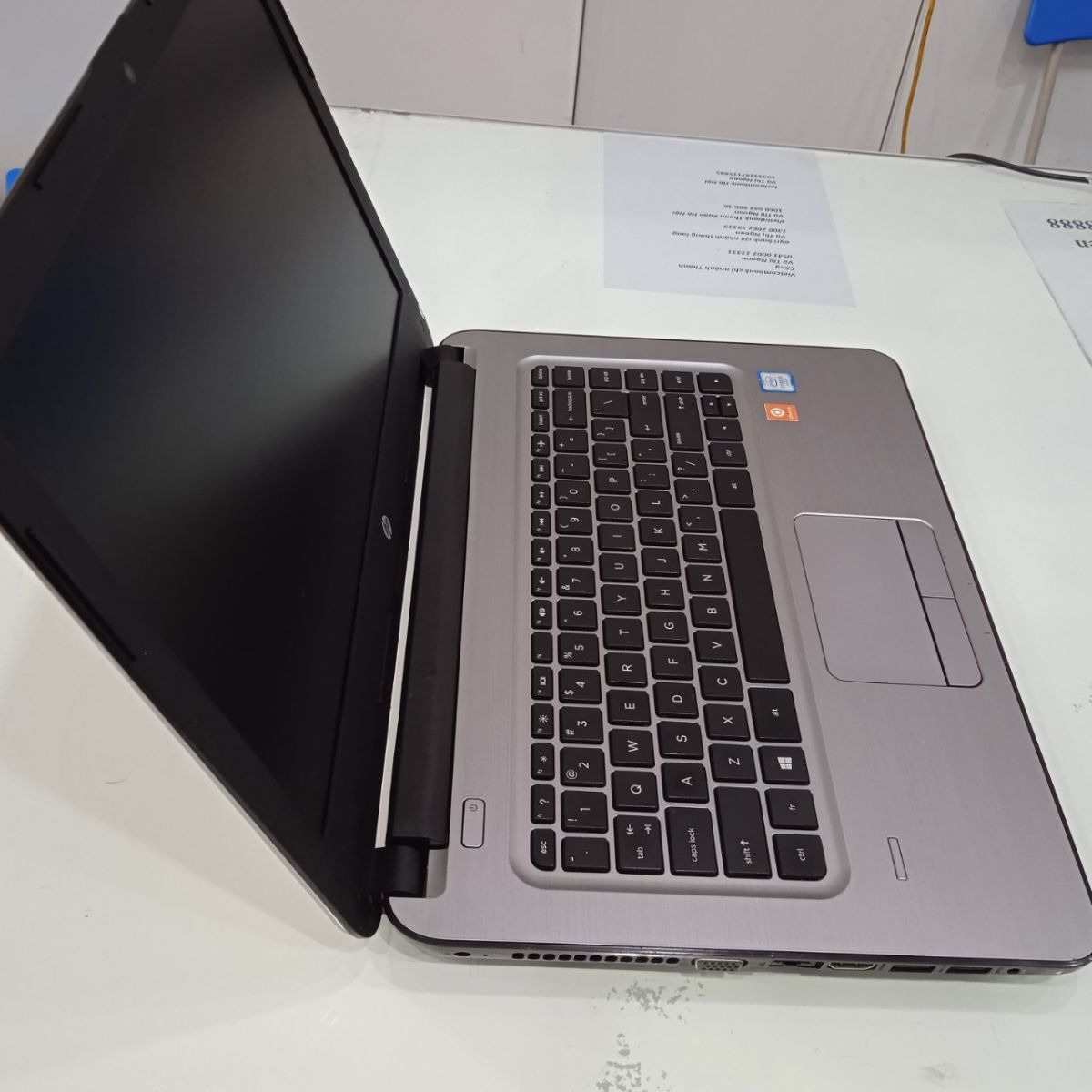 Hp elitebook 348-G3 (i5-6200U/4/120)