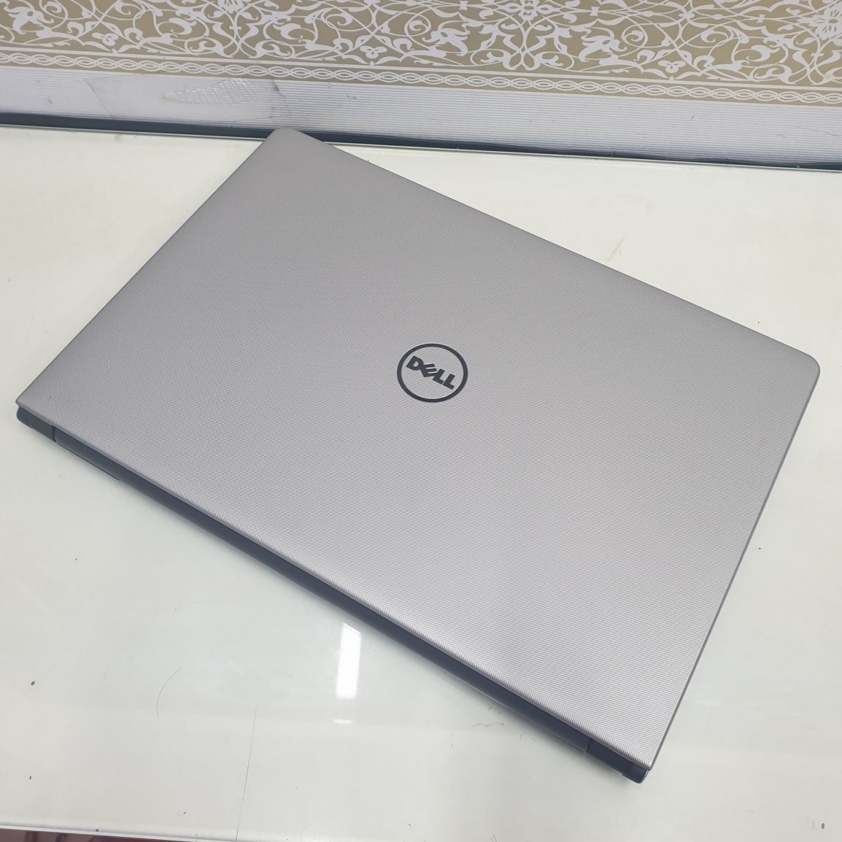 Laptop Dell  5558(i3-5005/ram 4G/SSD 128G/15.6)