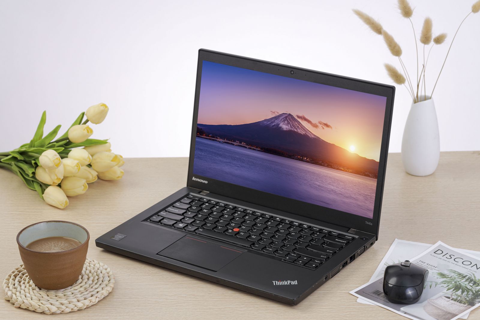 Thinkpad T440s core i5-4300u ram 8GB SSD 128GB 14 inch HD